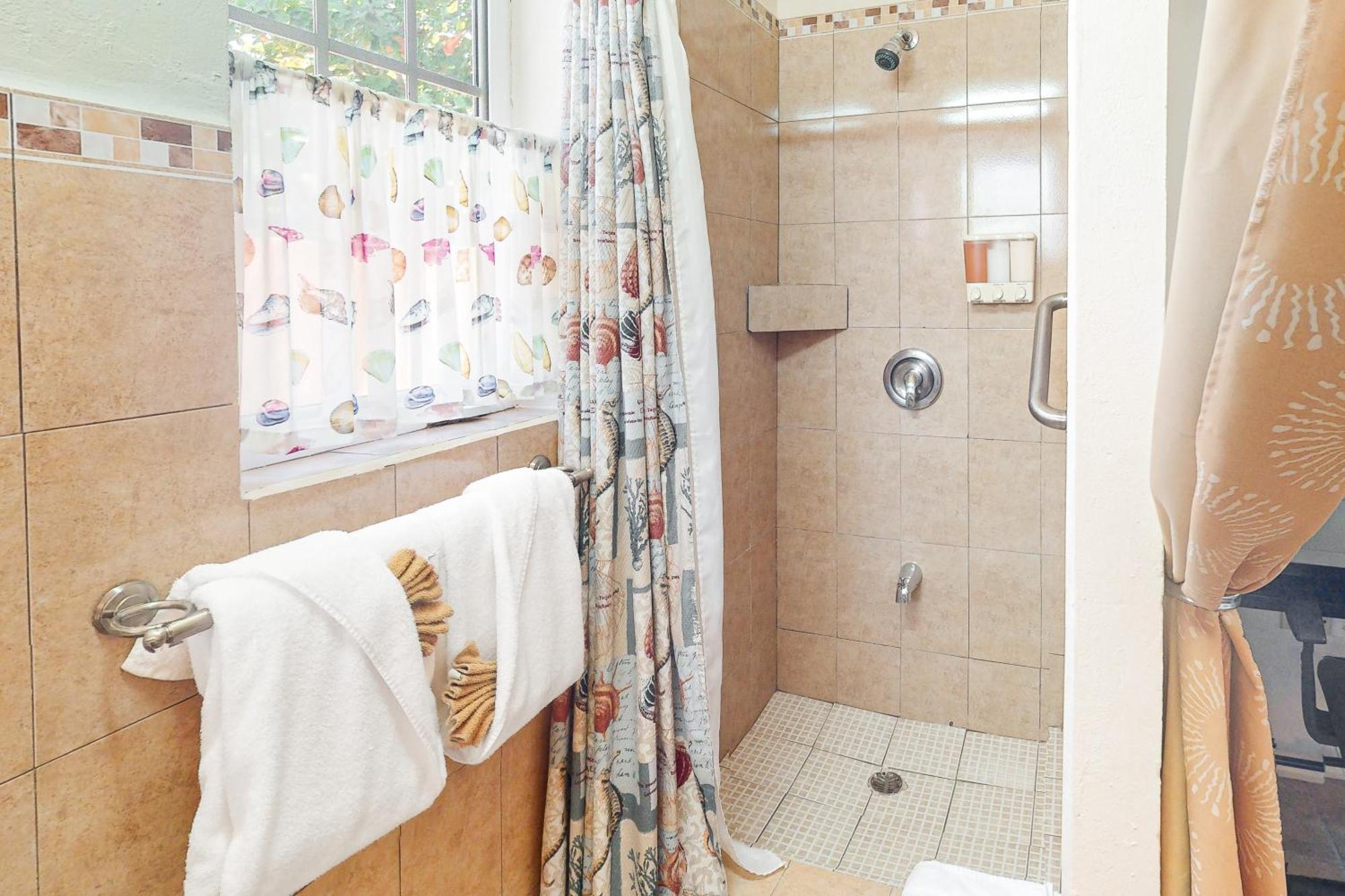 Hummingbird Home Suites San Pedro Szoba fotó